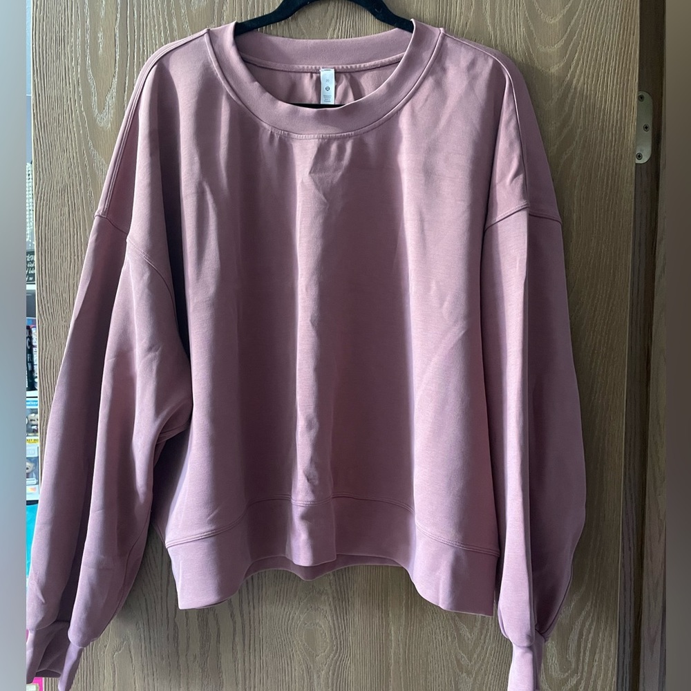 Lululemon softstreme crew